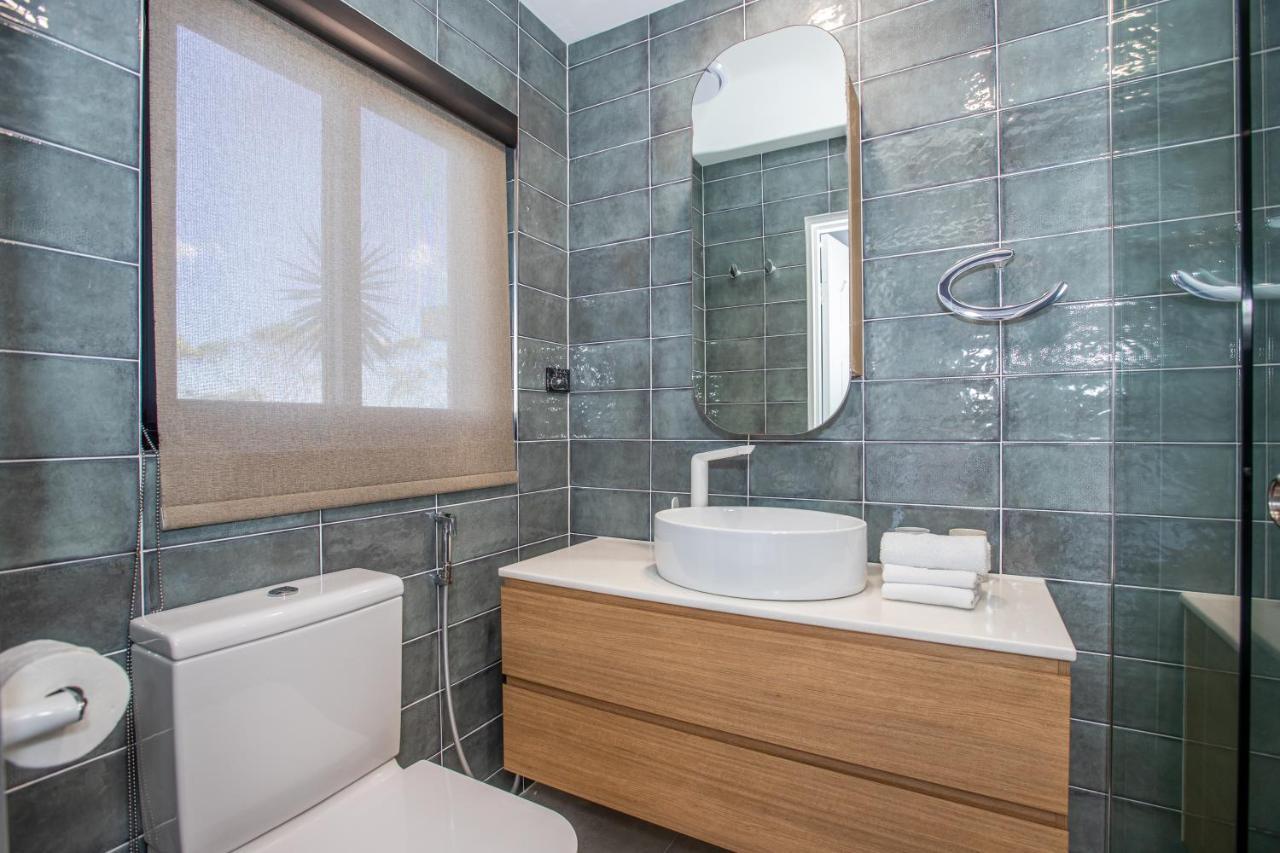 Luxury Waterfront @ Kyle Bay 3 Bedroom Duplex *
